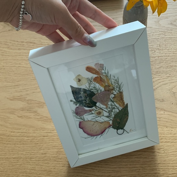 Handmade Dried Flowers Collage 5”x7” - Picture 3 of 8